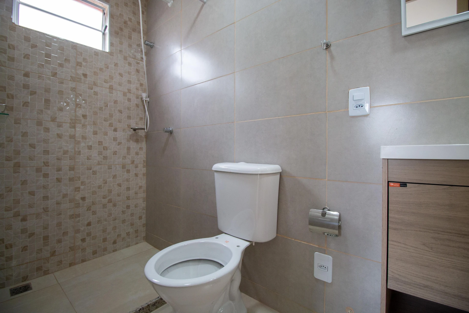 2-bedroom apartment, 1 with its own bathroom, 70 m² — photo 11