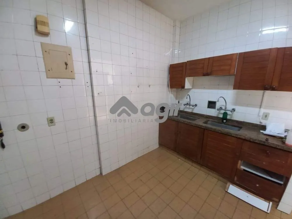 4-bedroom apartment with balcony and 2 parking spots — photo 26