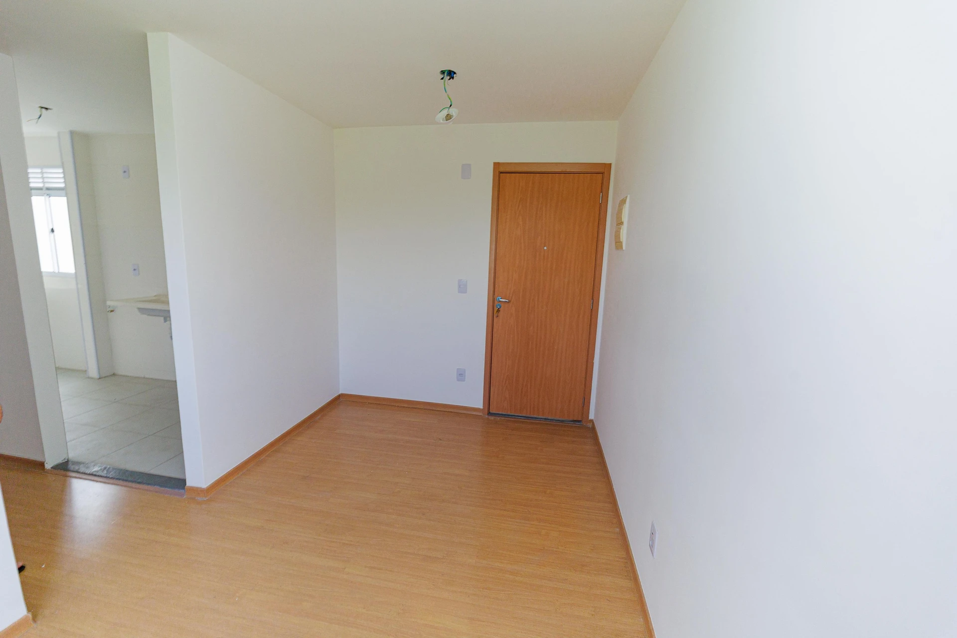 Apartment, 45 m², with wood or laminate floors — photo 8