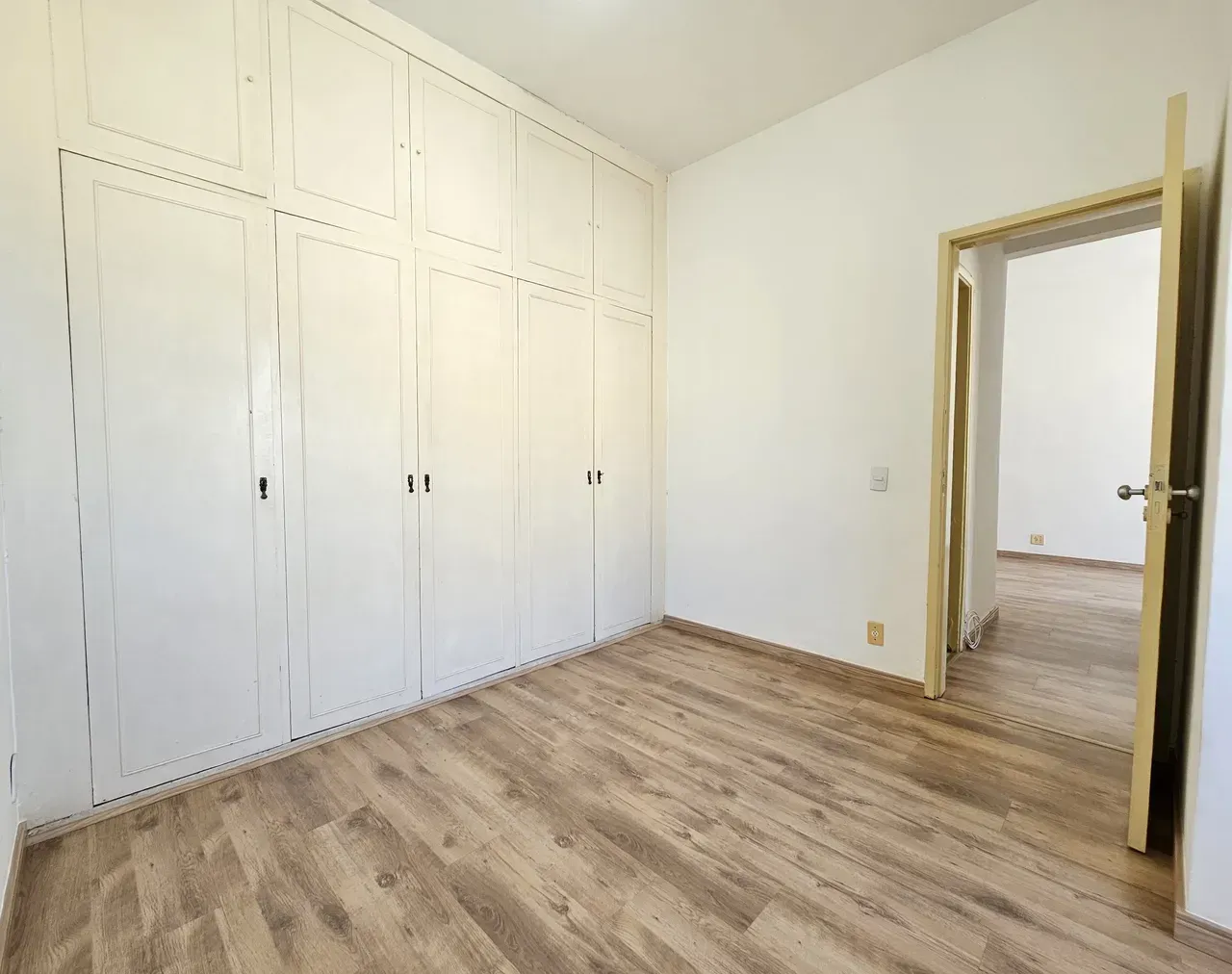 Apartamento com 2 quartos e 1 vaga de garagem — photo 4