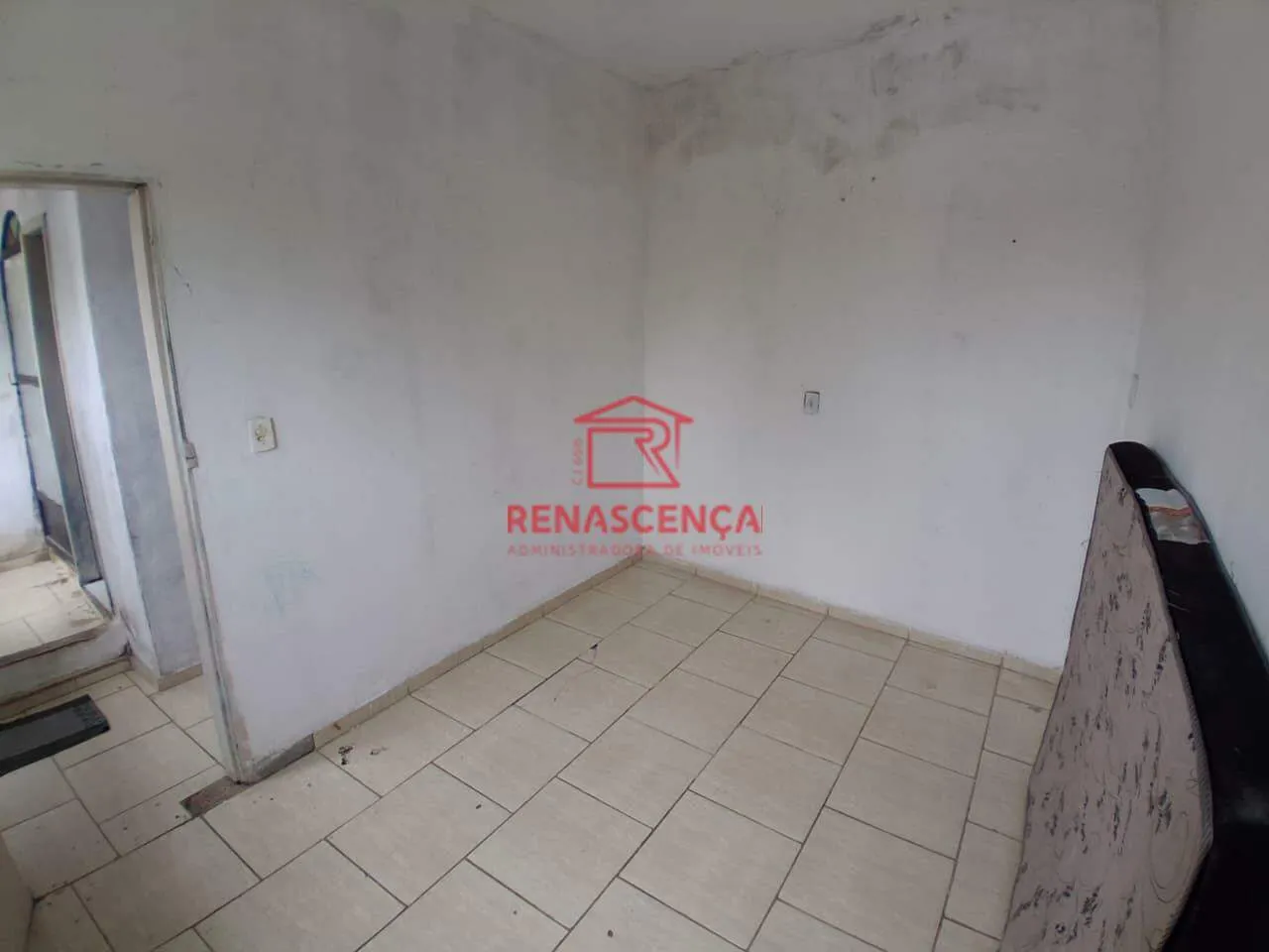 2-bedroom house with a washing machine — photo 10
