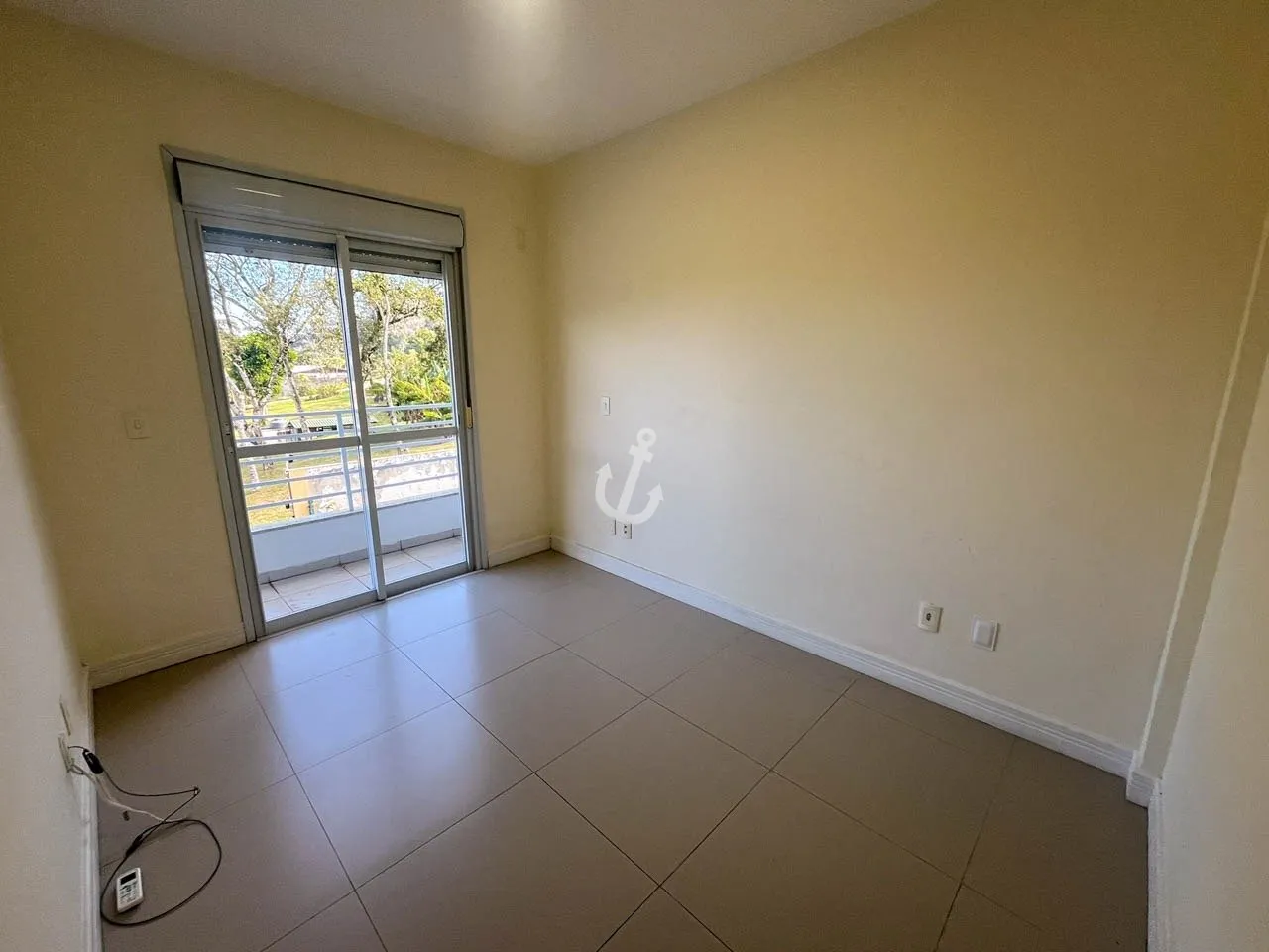 278 m² house with open kitchen and 3 en-suite bedrooms — photo 9