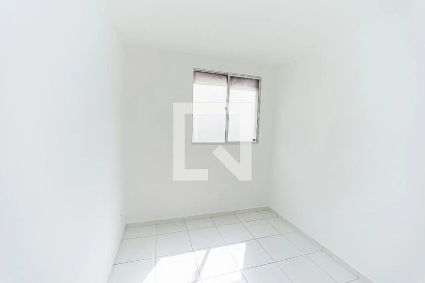 2-bedroom apartment in a building with a pool — photo 10