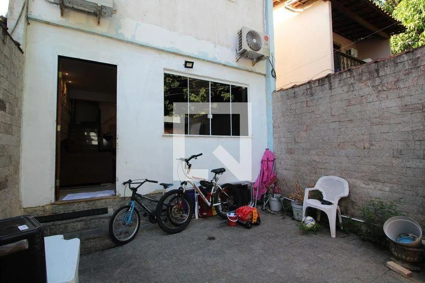Furnished 140 m² house with 3 bedrooms and 3 bathrooms — photo 20