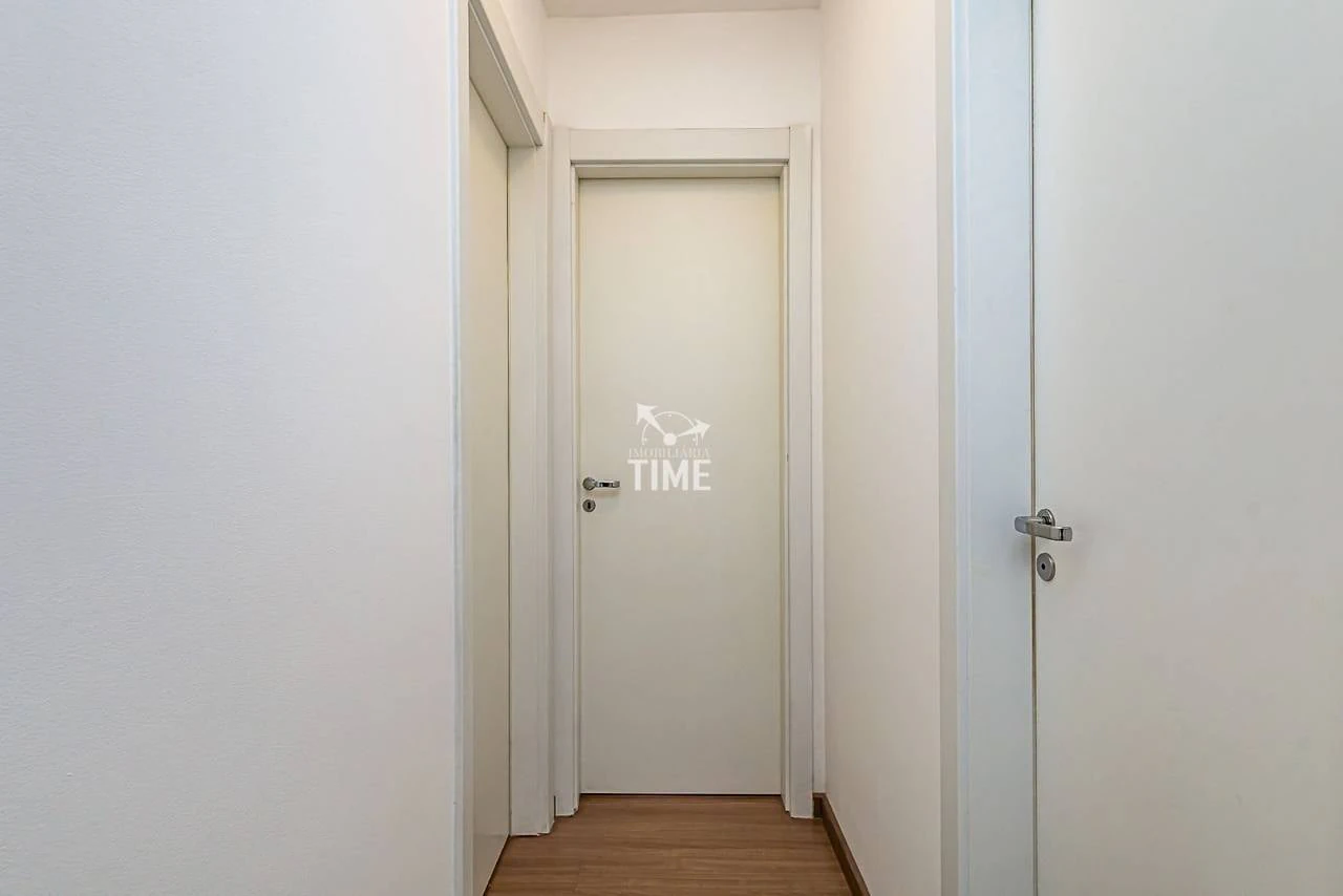 2-bedroom apartment with a home office in Curitiba — photo 7