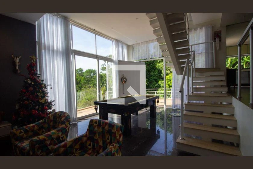 Casa para alugar com 5 quartos e varanda — photo 16