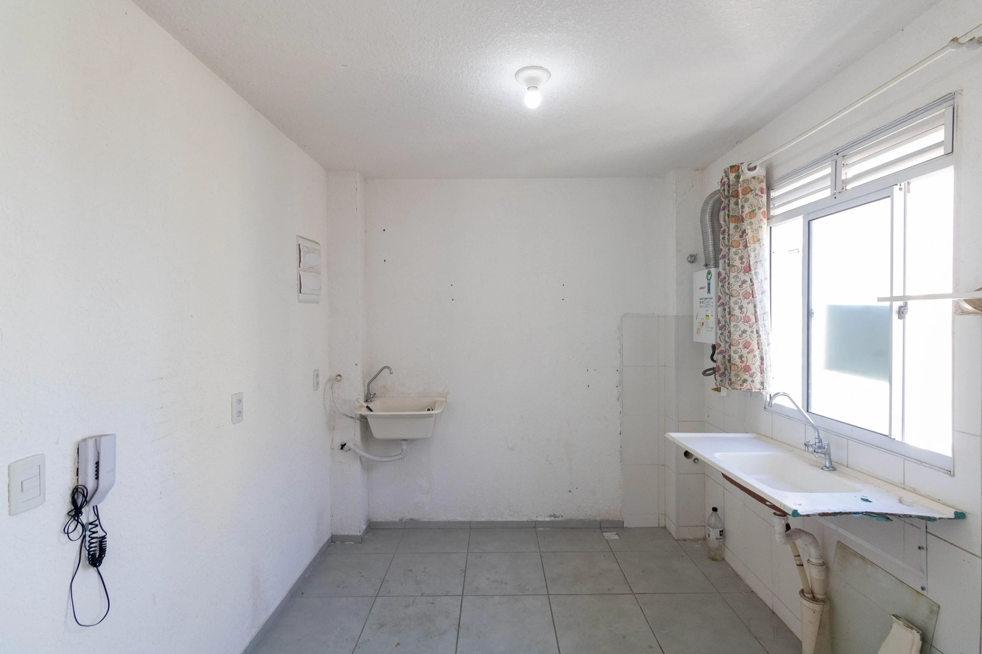 Apartment with 2 bedrooms, compact kitchen and 1 parking — photo 11
