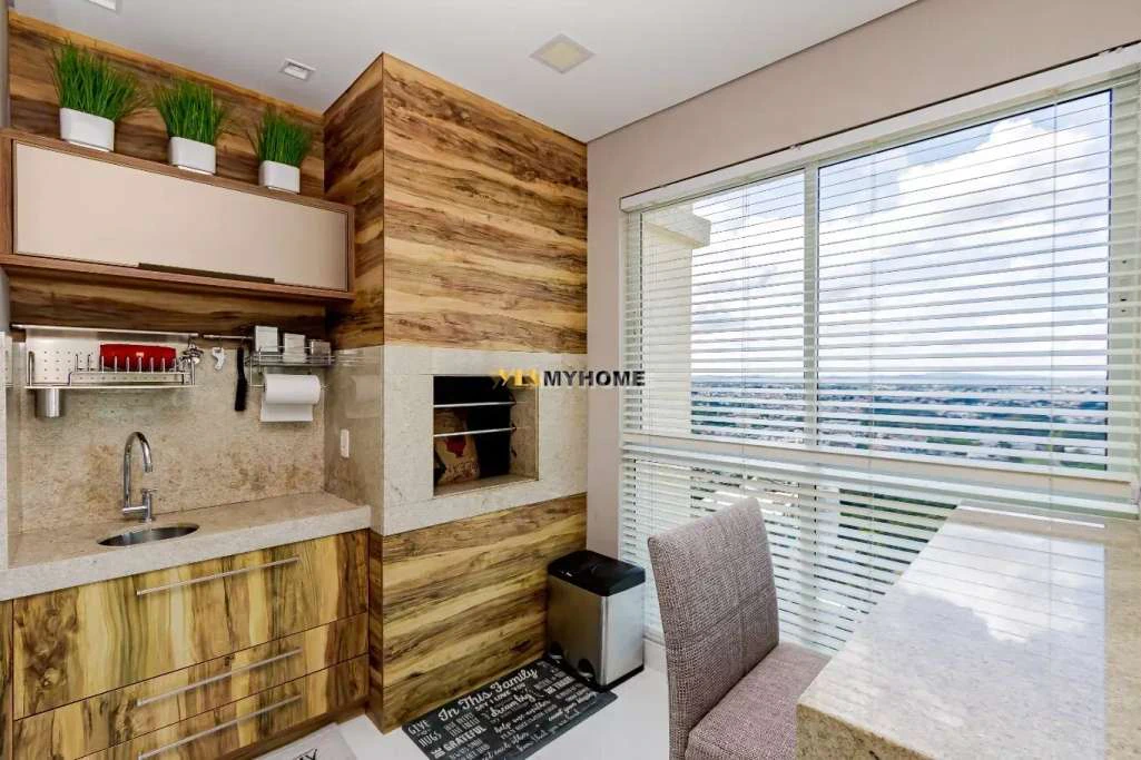 187 m² apartment with open-plan kitchen and gas stove — photo 2