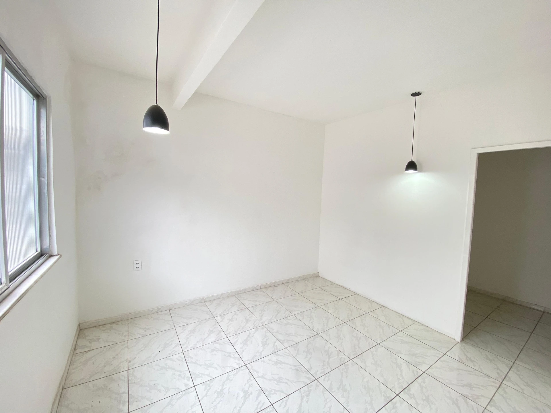 Rental house with 2 bedrooms and no parking — photo 10