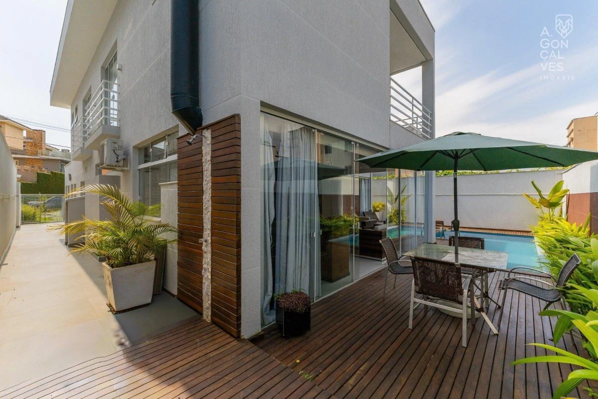 Furnished house with 3 en-suite bedrooms and balconies — photo 42