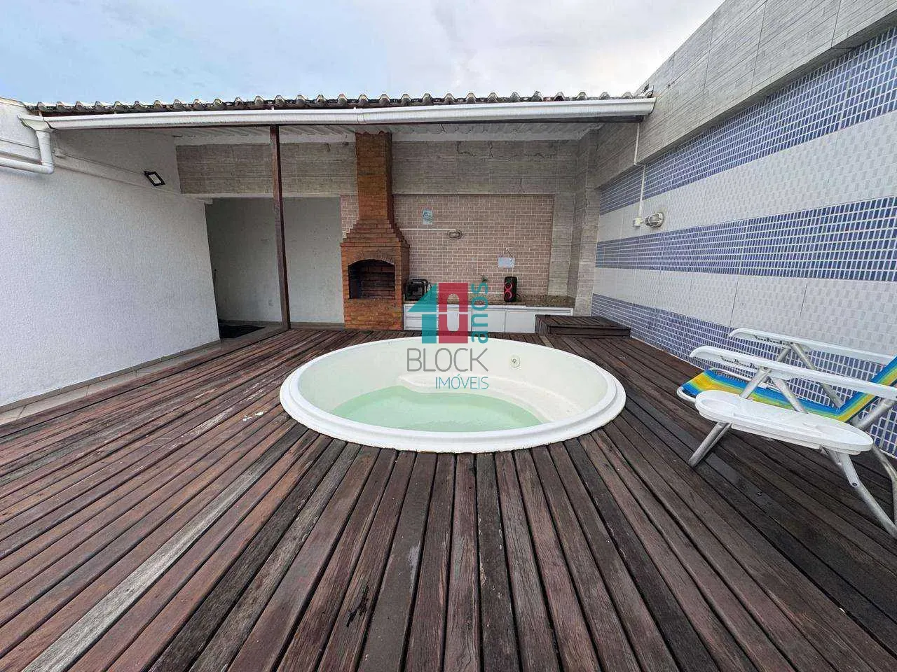 Apartamento mobiliado com 4 quartos e 2 banheiros — photo 9