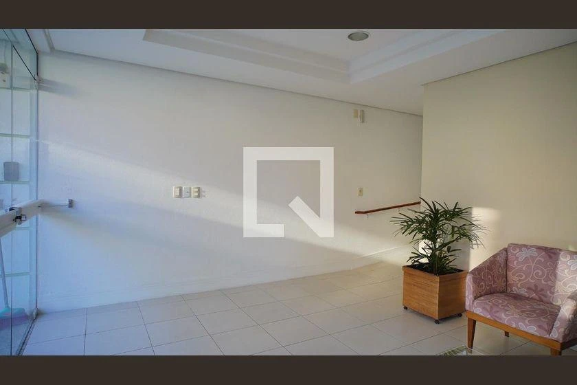 Apartamento de 3 dormitorios con suite y cocina abierta — photo 33