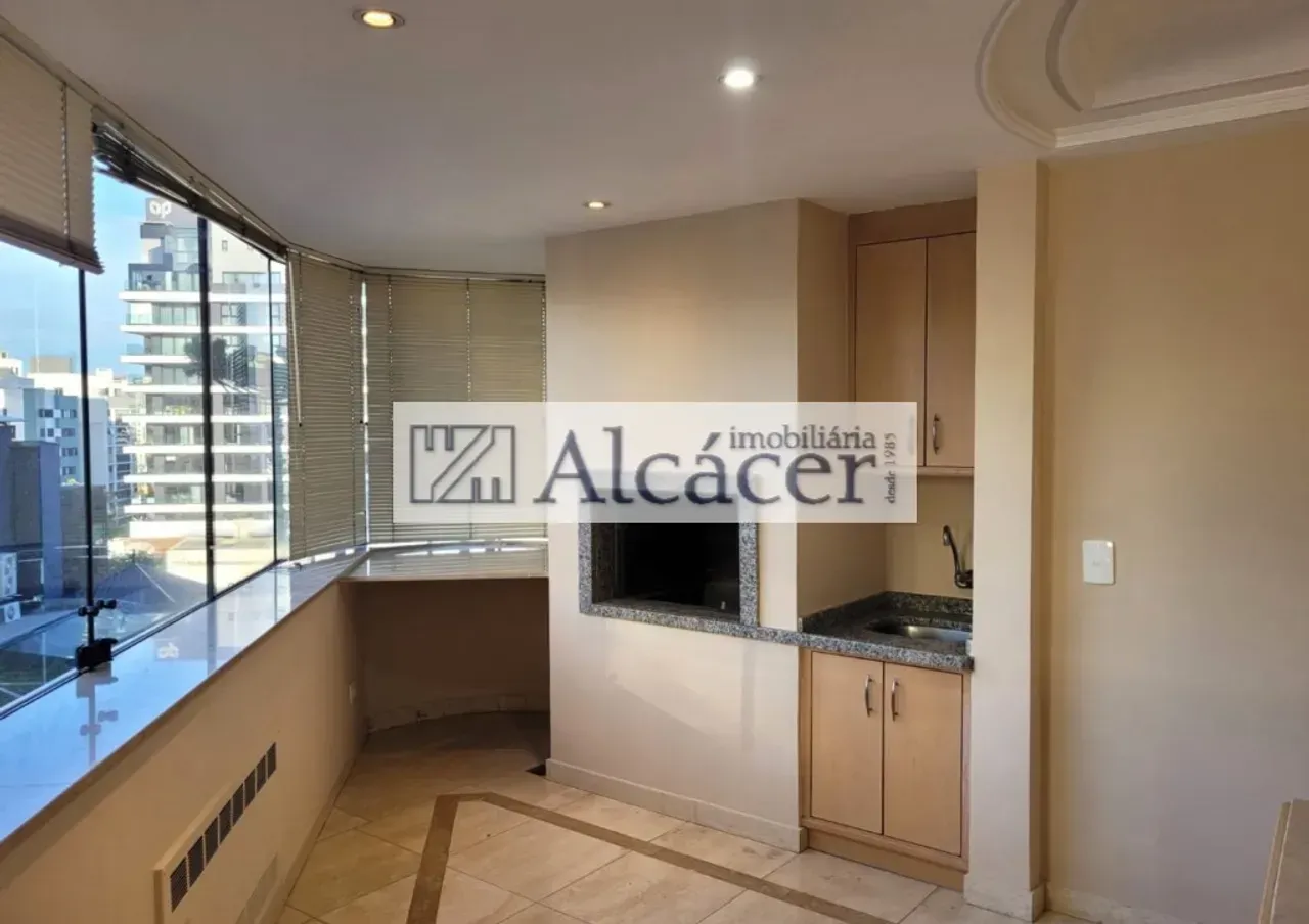 236 m² apartment with 2 en-suites and private BBQ — photo 5