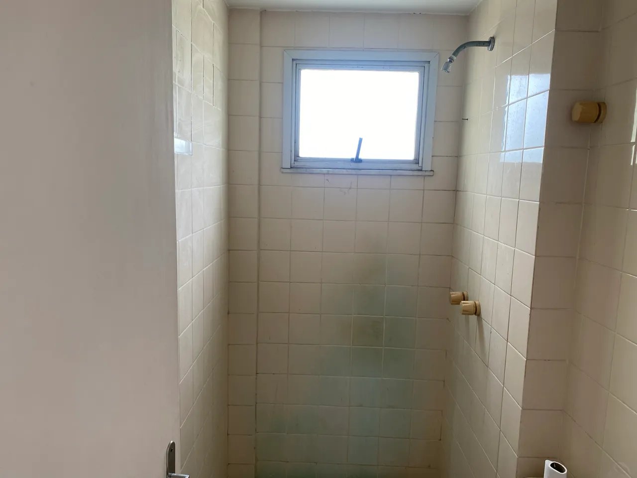 Unfurnished apartment with 2 bedrooms and 1 parking spot — photo 4