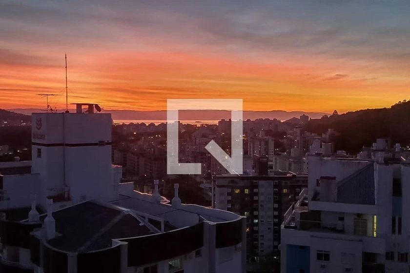 Apartamento amueblado con 2 dormitorios y 115 m² — photo 3