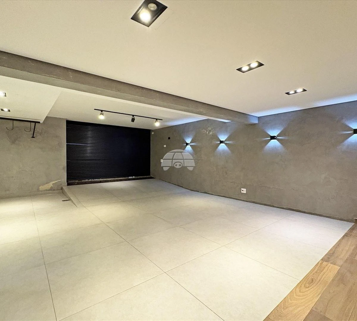 Furnished 293 m² house with open-plan kitchen — photo 34