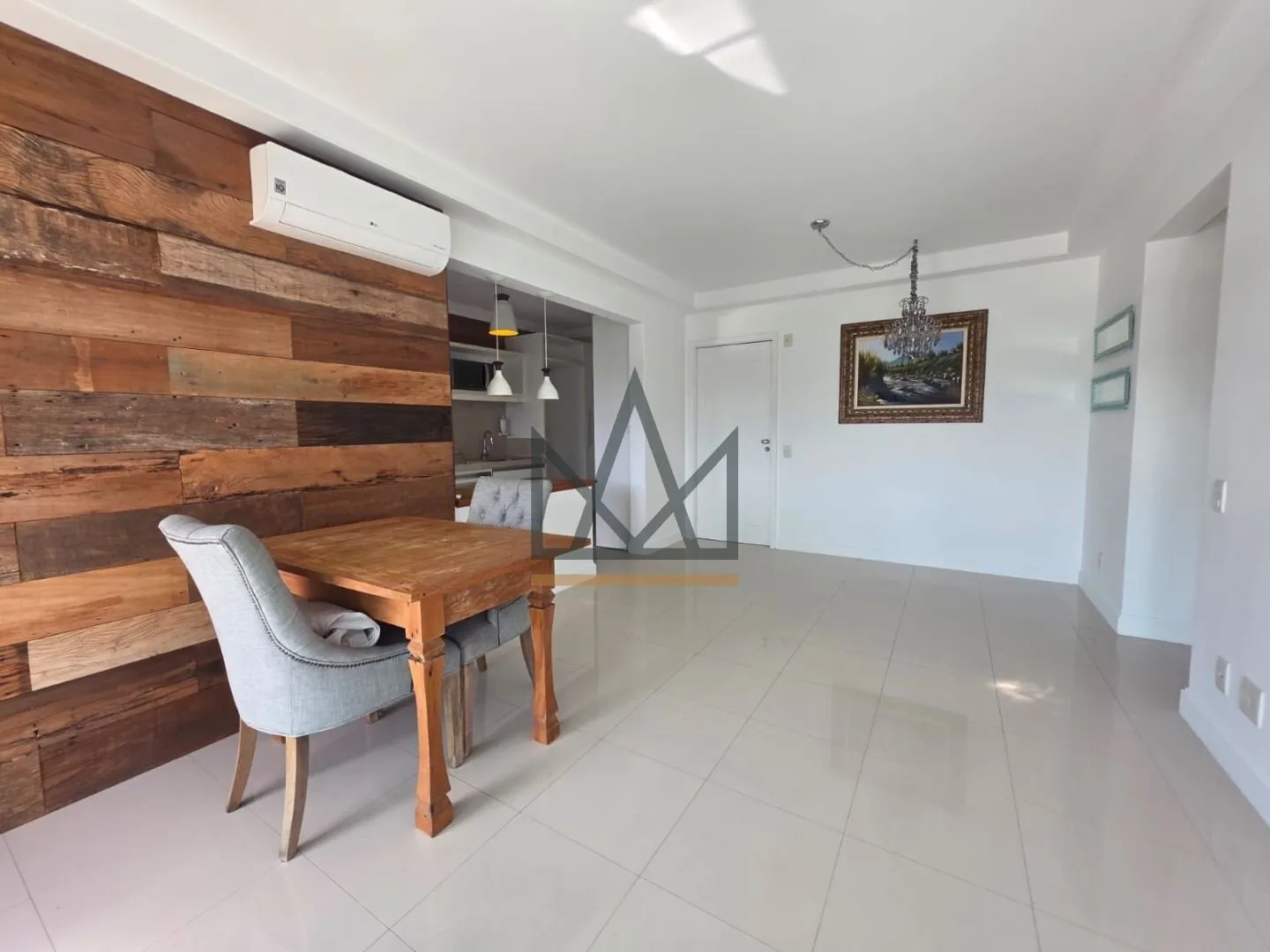Квартира с 2 спальнями, suite и балконом, 77 м² — photo 19