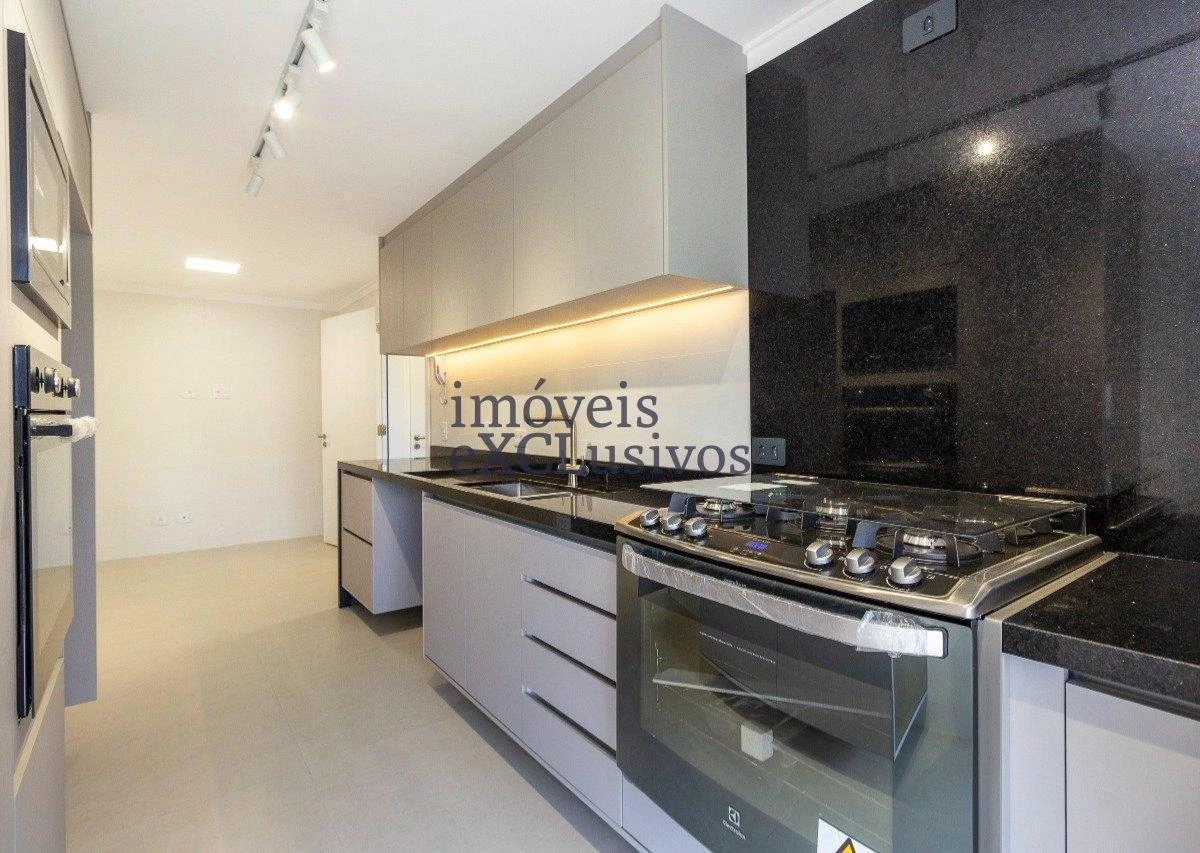 4-bedroom apartment with 227 m² and 2 parking spaces — photo 6