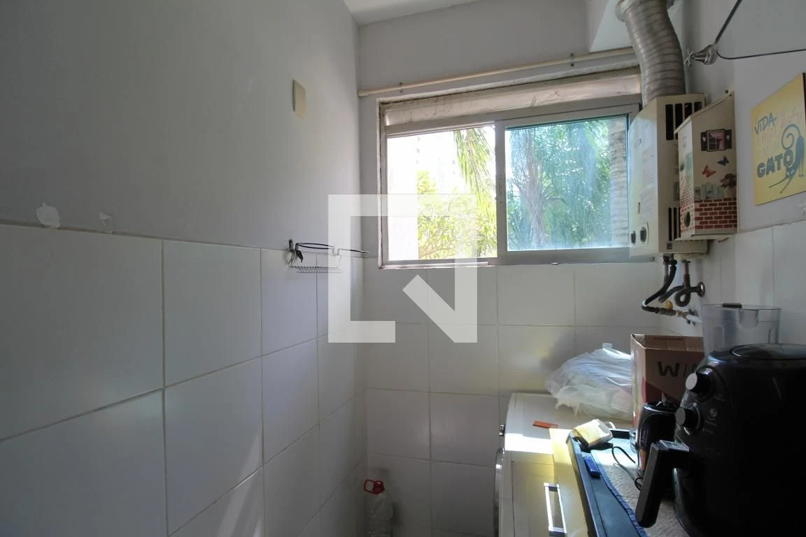Apartamento mobiliado com 2 quartos e varanda — photo 23