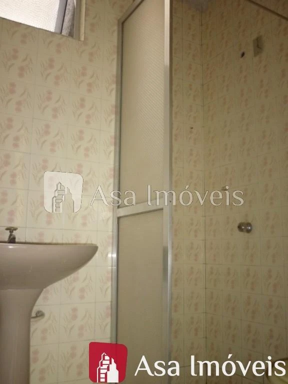 Apartment, 71 m², with wood or laminate floors — photo 6