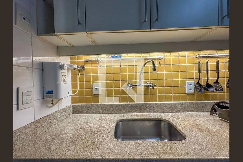 Furnished apartment with 2 bedrooms and 80 m² — photo 46