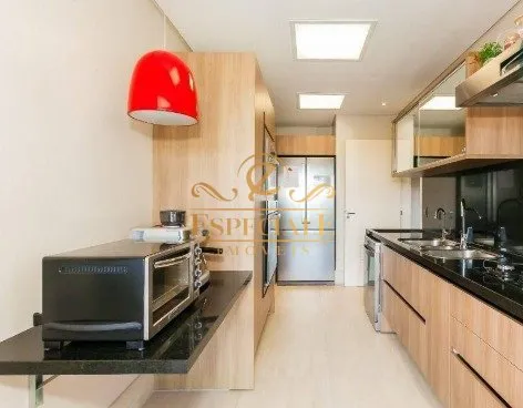 Apartment with 3 en-suite bedrooms and glass balcony — photo 11