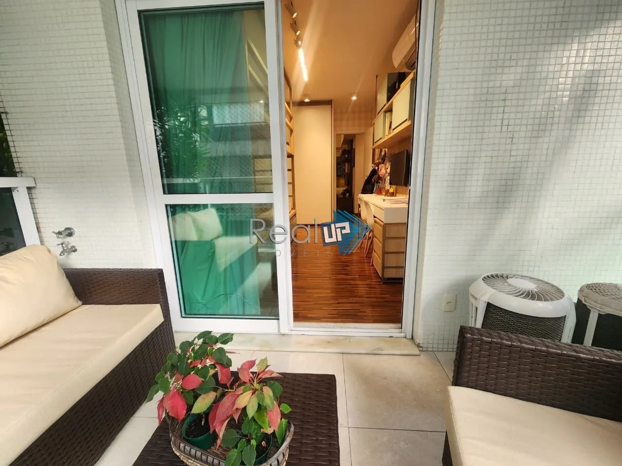 4-bedroom apartment with 227 m² and 3 parking spaces — photo 24