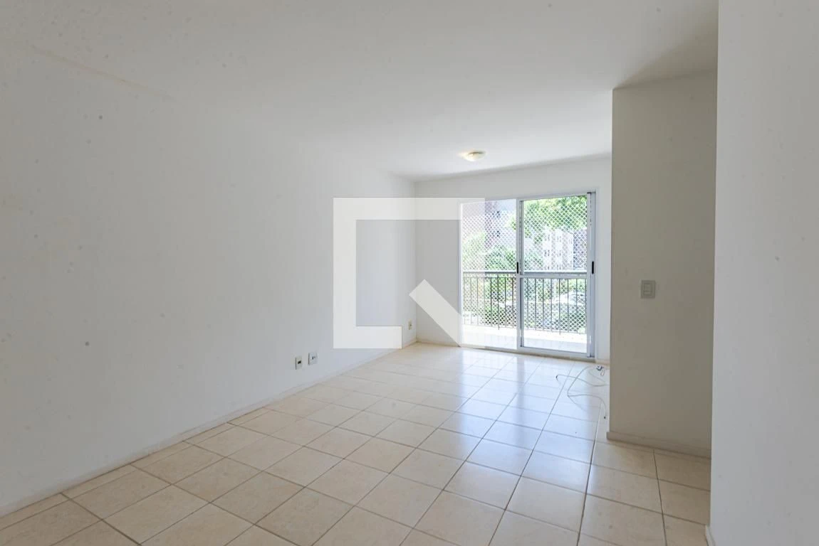 4-bedroom apartment with a mountain view in Rio de Janeiro — photo 27