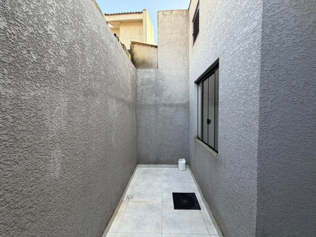 2-bedroom apartment in a building with a pool — photo 4