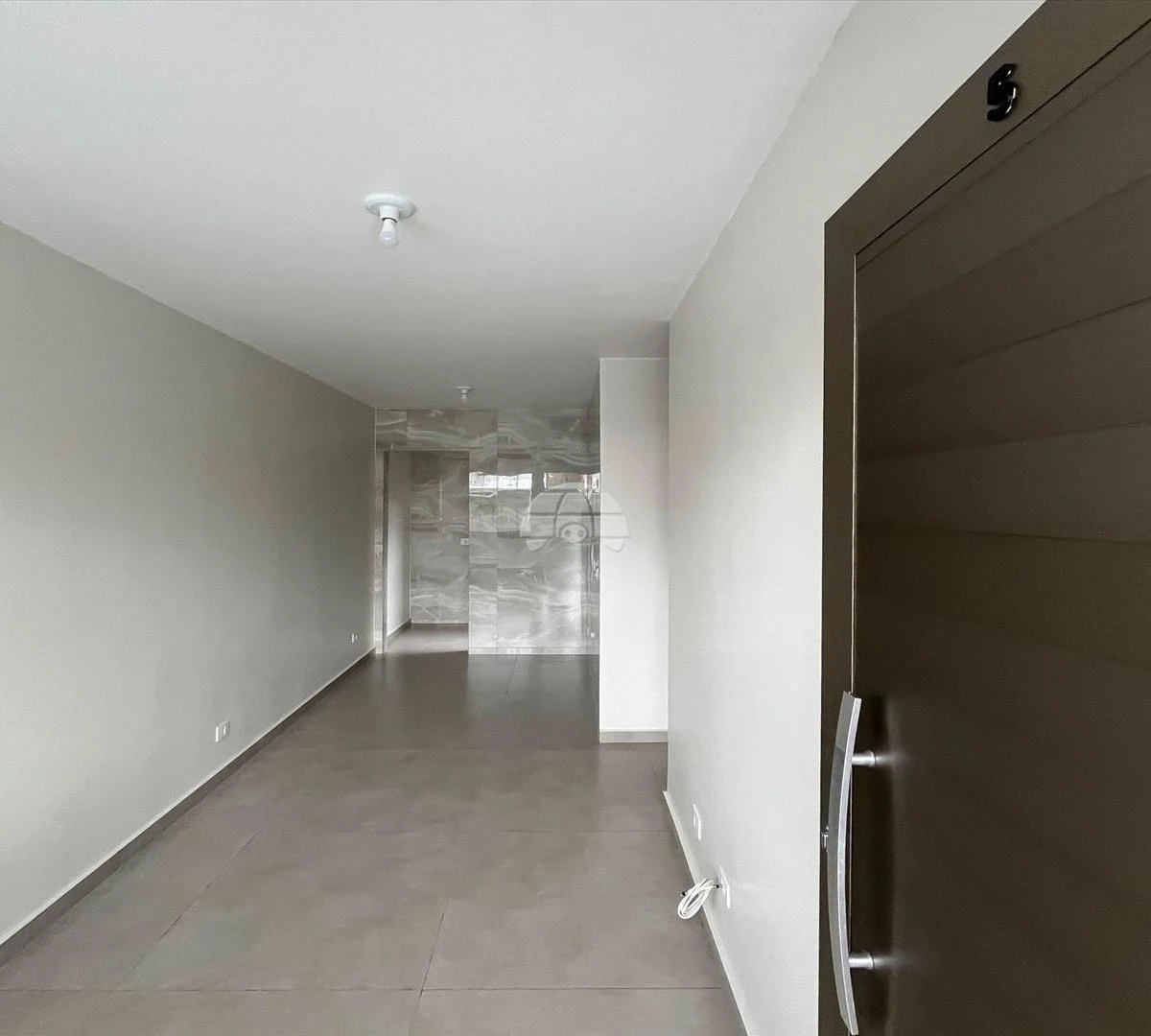 39 m² house with a glass shower enclosure — photo 16