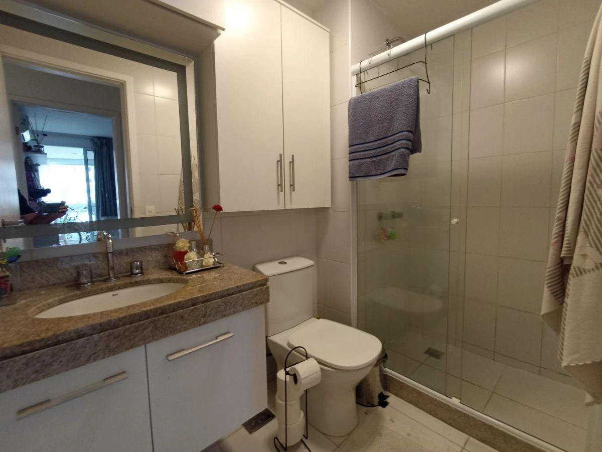 Furnished 85 m² apartment with en-suite and parking — photo 9