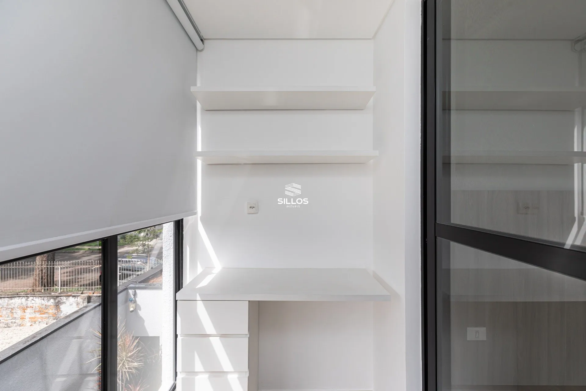 2-bedroom apartment with a grill on the balcony in Curitiba — photo 21