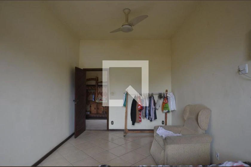 3 quartos e máquina de lavar: casa de 500 m² — photo 46