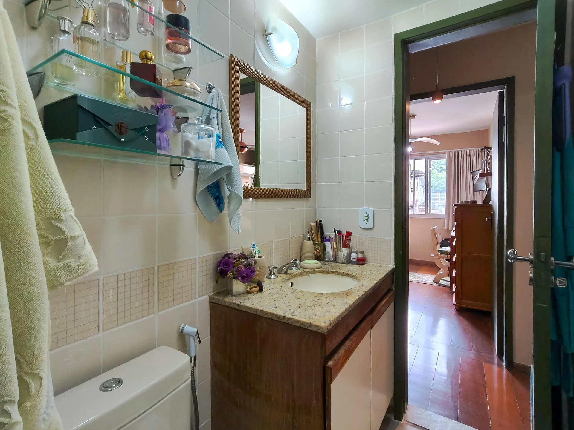 Mountain view in a 3-bedroom apartment, 200 m² — photo 51