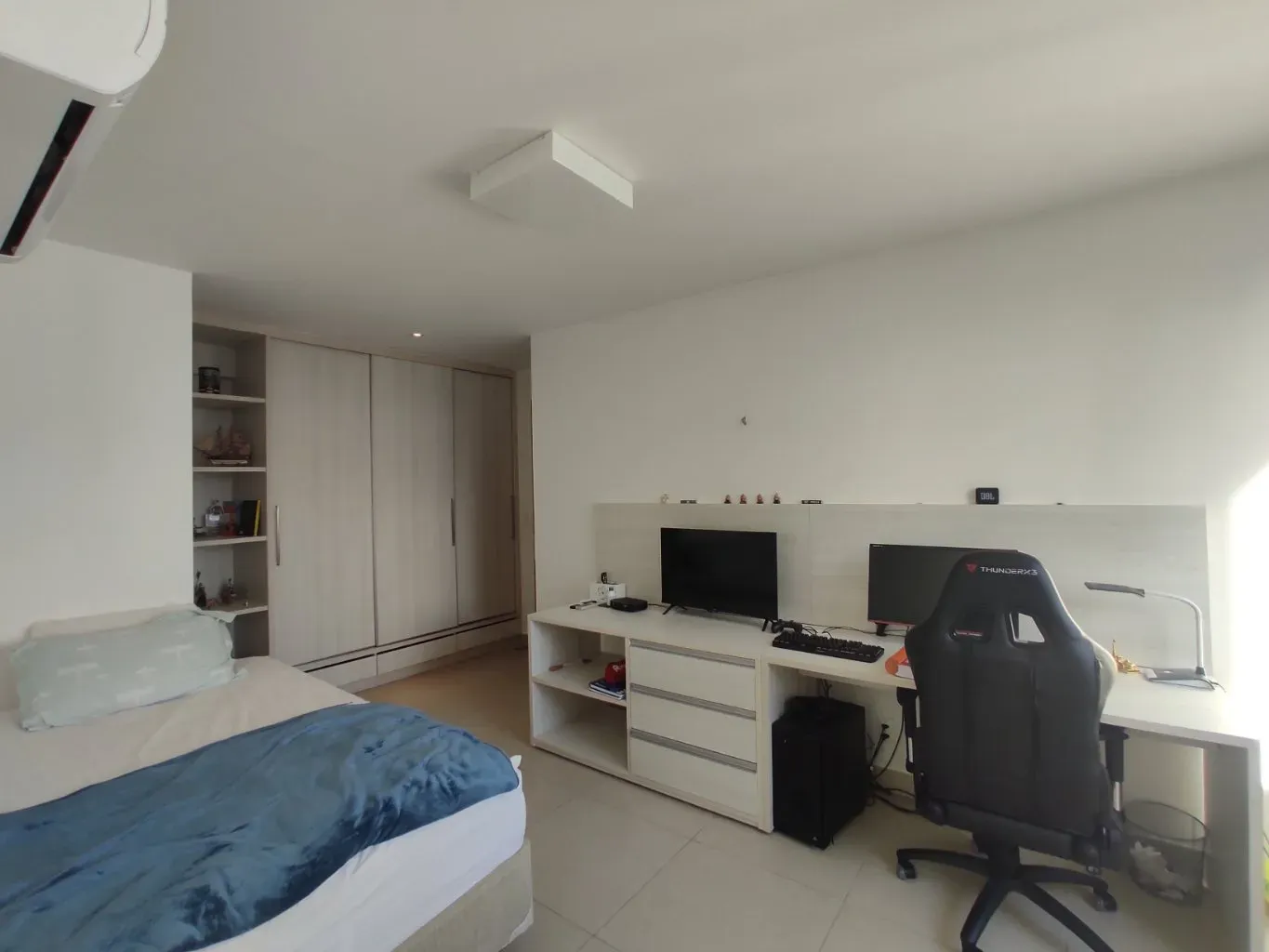 Apartment with 3 en-suite bedrooms, 4 baths and 4 parking — photo 6