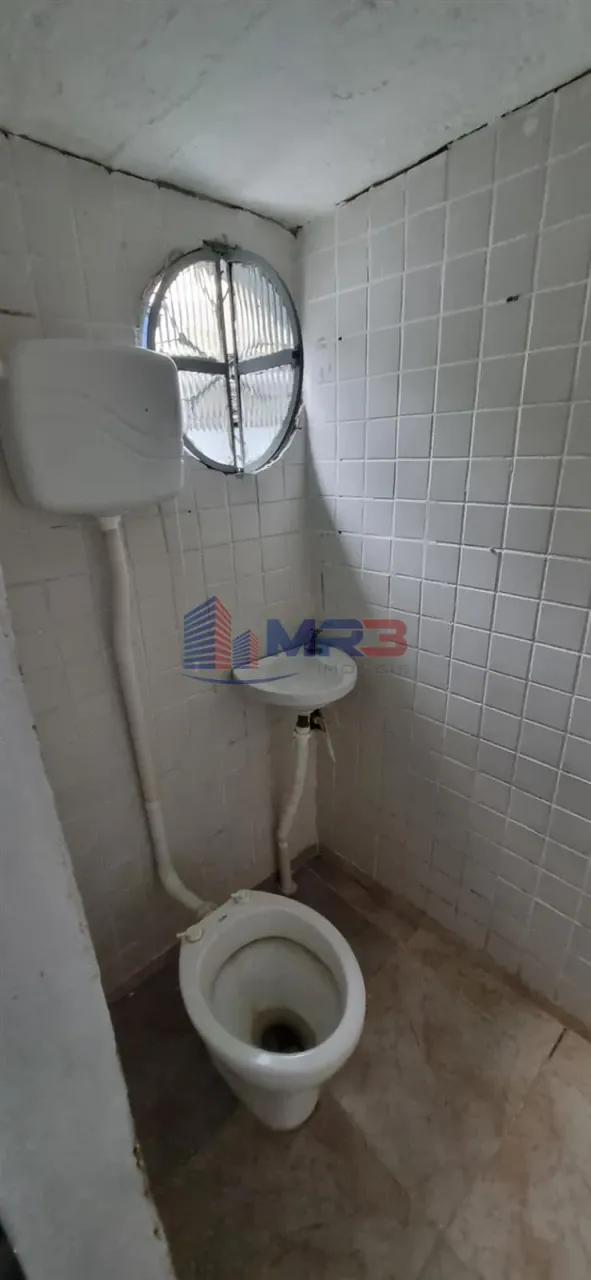House with 1 bedroom and 1 bathroom, no parking — photo 5