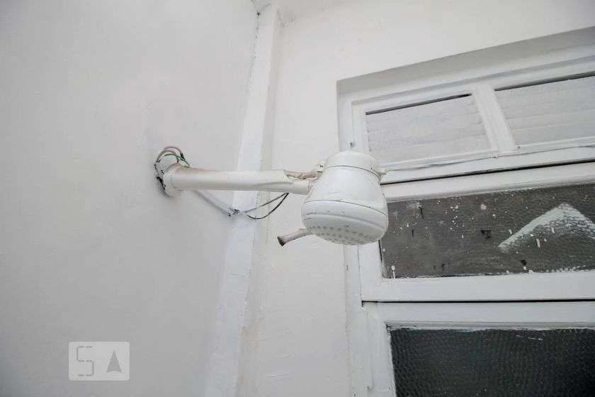 28 m² studio kitnet with 1 bedroom, 1 bathroom, balcony — photo 2