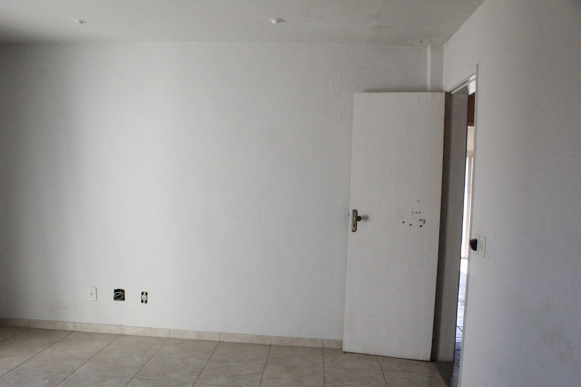 Rental apartment with 4 bedrooms and a balcony — photo 50