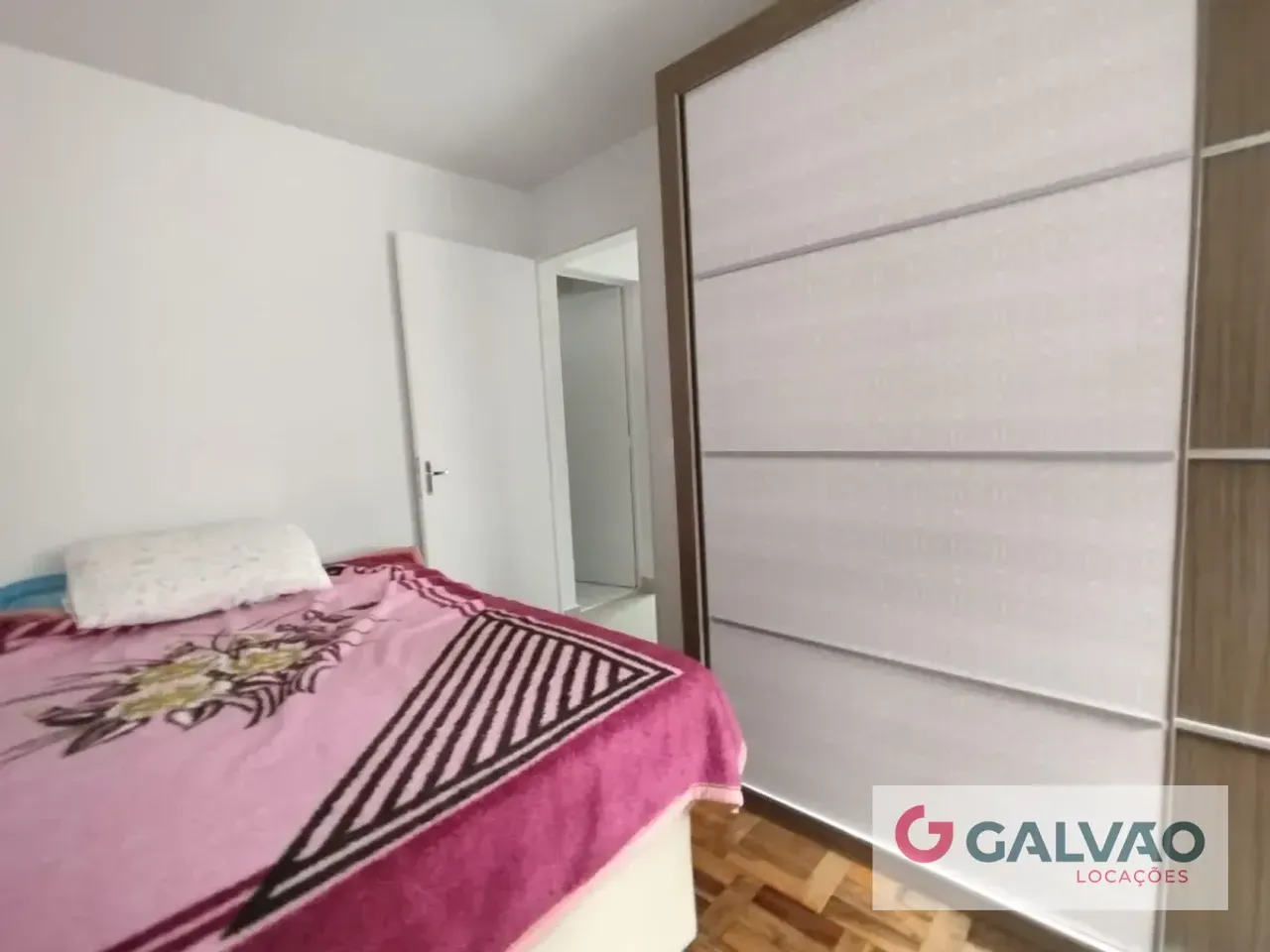 Furnished 2-bedroom apartment with 1 bathroom and parking — photo 4