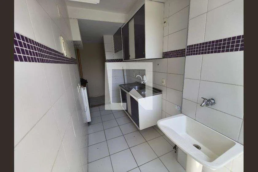 Apartamento de 2 quartos e 1 banheiro com cozinha fechada — photo 9