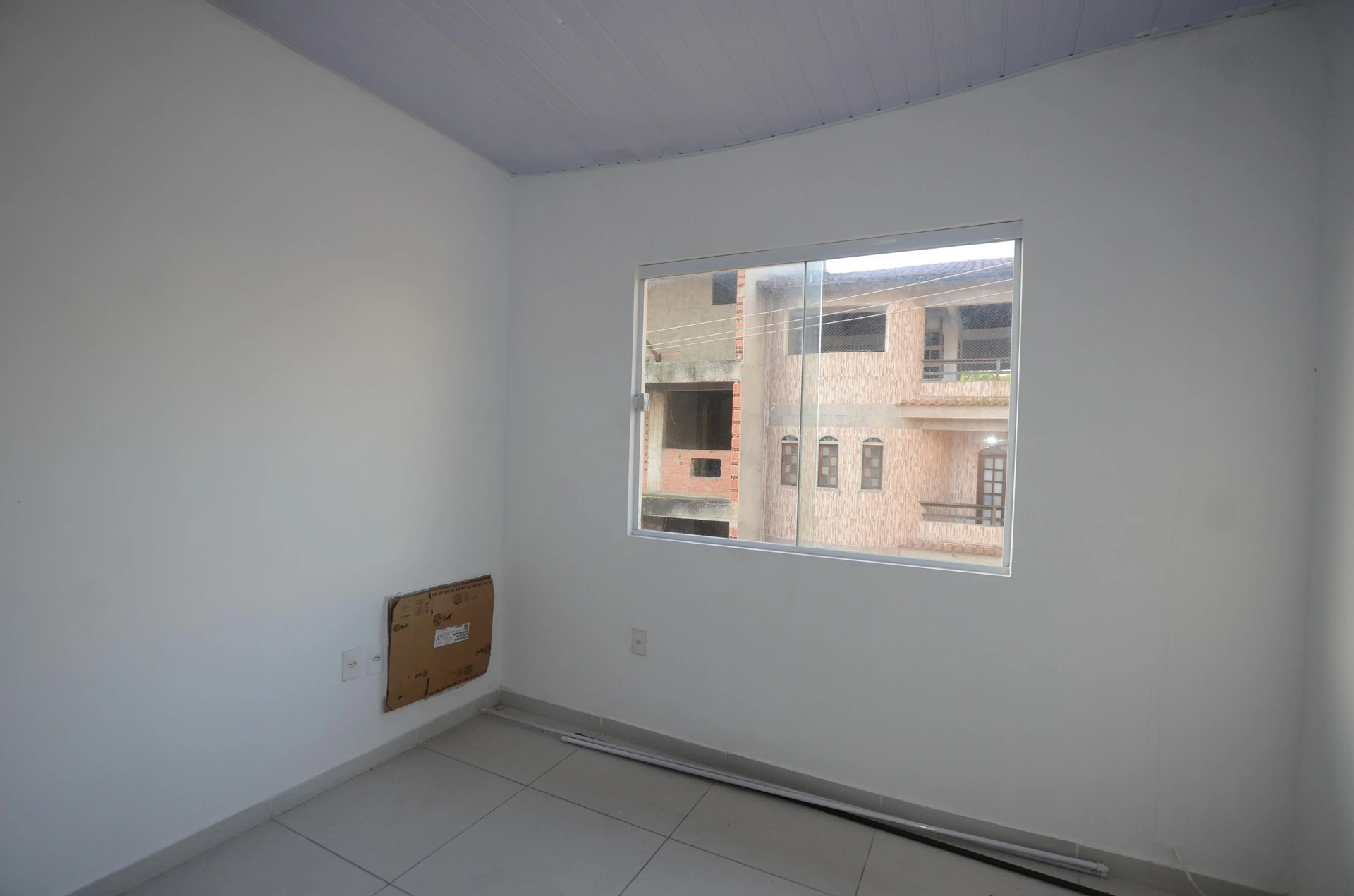 3-bedroom apartment, 1 with its own bathroom, 90 m² — photo 47