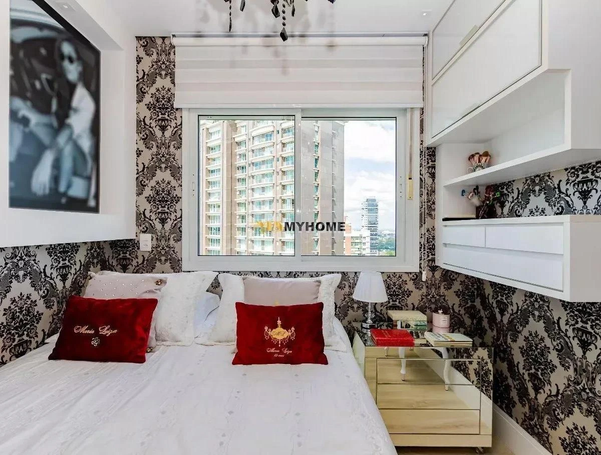 Furnished apartment with 3 en-suite bedrooms and balcony — photo 27