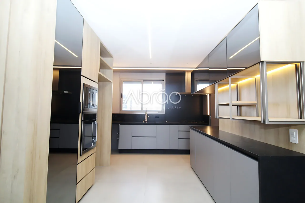 Apartamento 3 suites, 4 baños, 2 plazas, 231 m² — photo 4