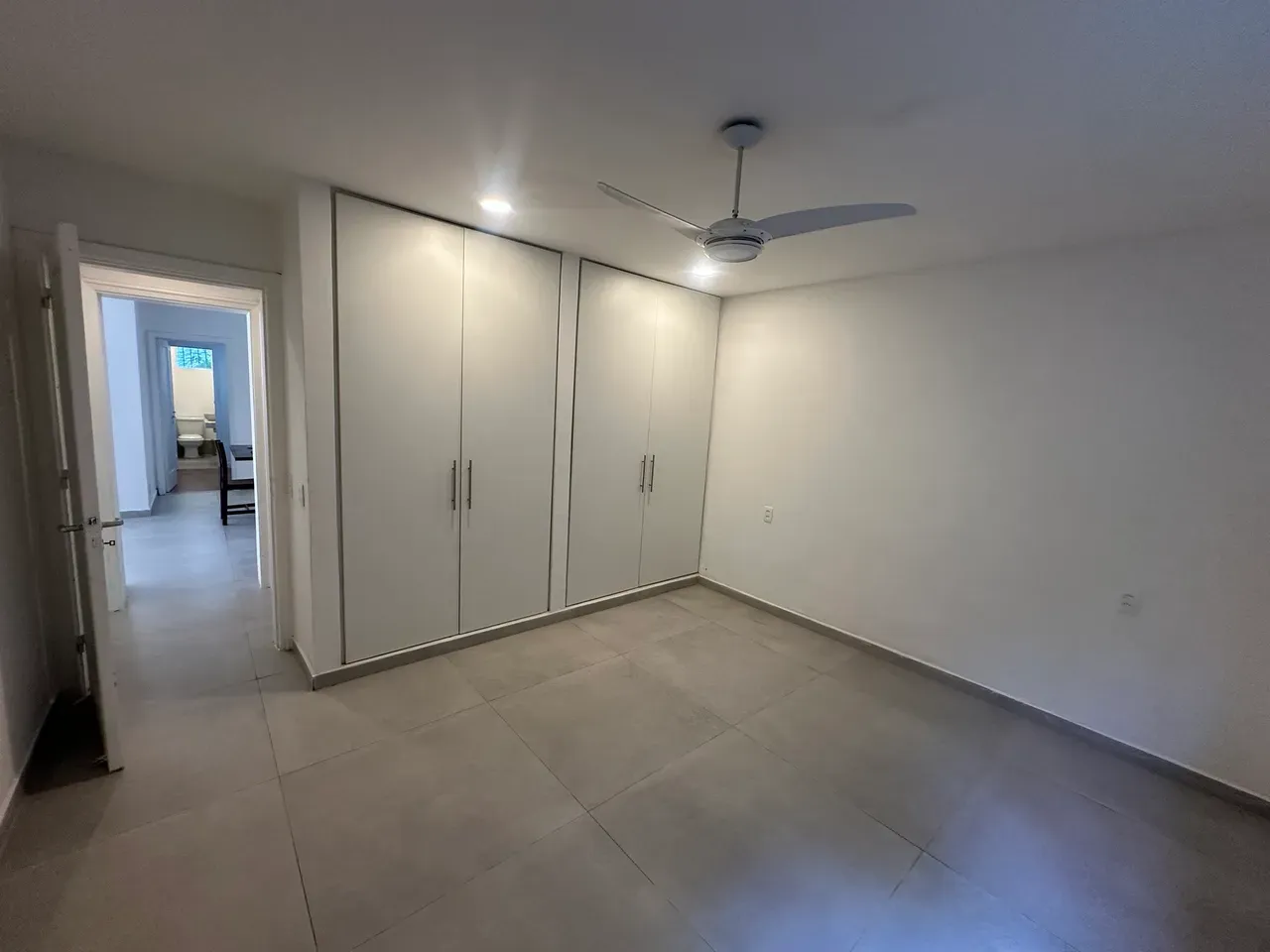 Квартира 233 м² з пральною машиною та видом на гори — photo 40