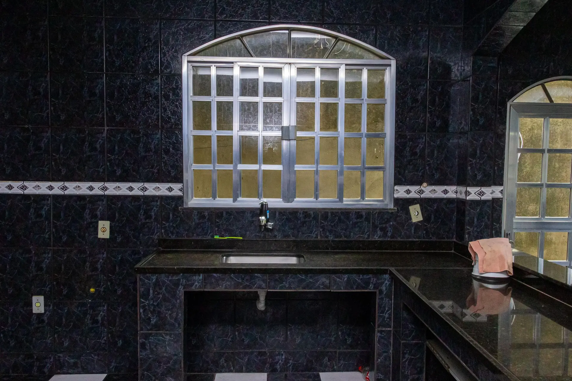 Будинок під оренду з 2 спальнями та грилем на балконі — photo 14