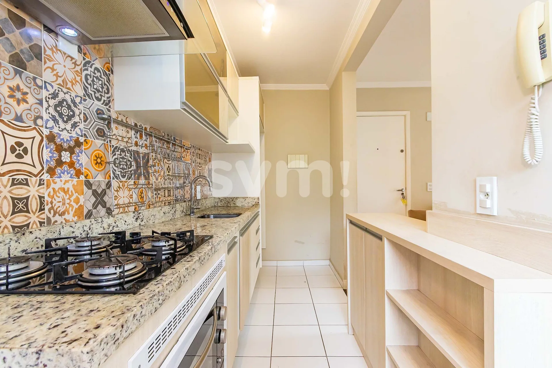 Apartment, 68 m², with wood or laminate floors — photo 6