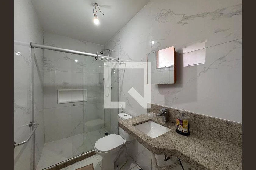 Condominium house with 3 en-suite bedrooms — photo 23