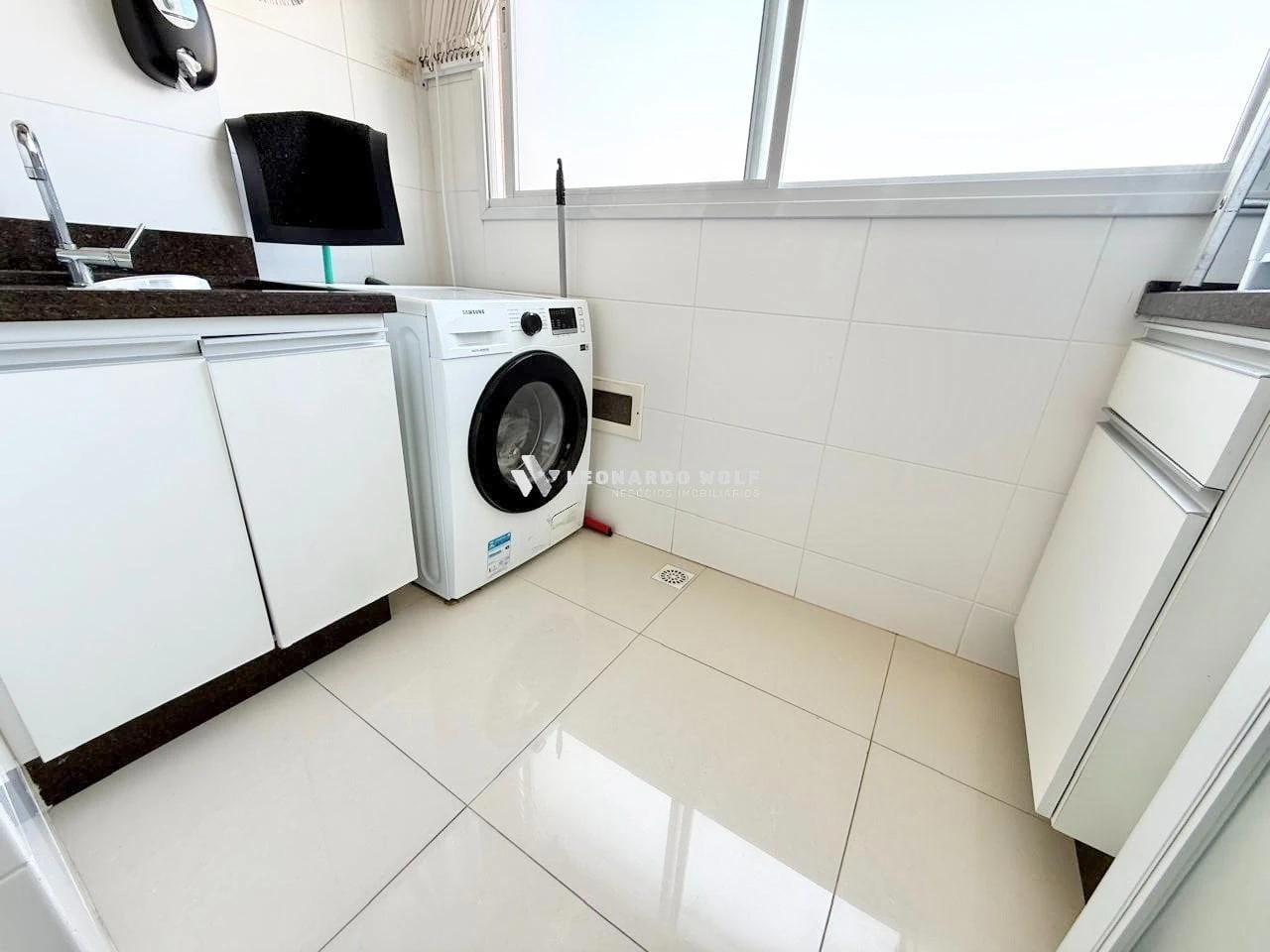 Квартира 143 м² з балконом із грилем та заскленим балконом — photo 12