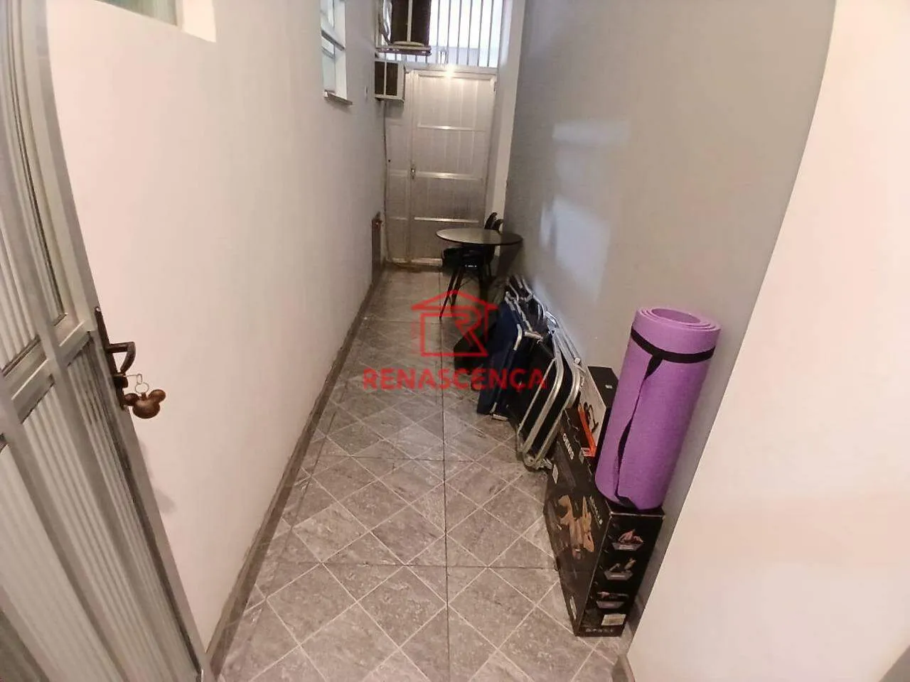 85 m² house with a walk-in closet and a washing machine — photo 3