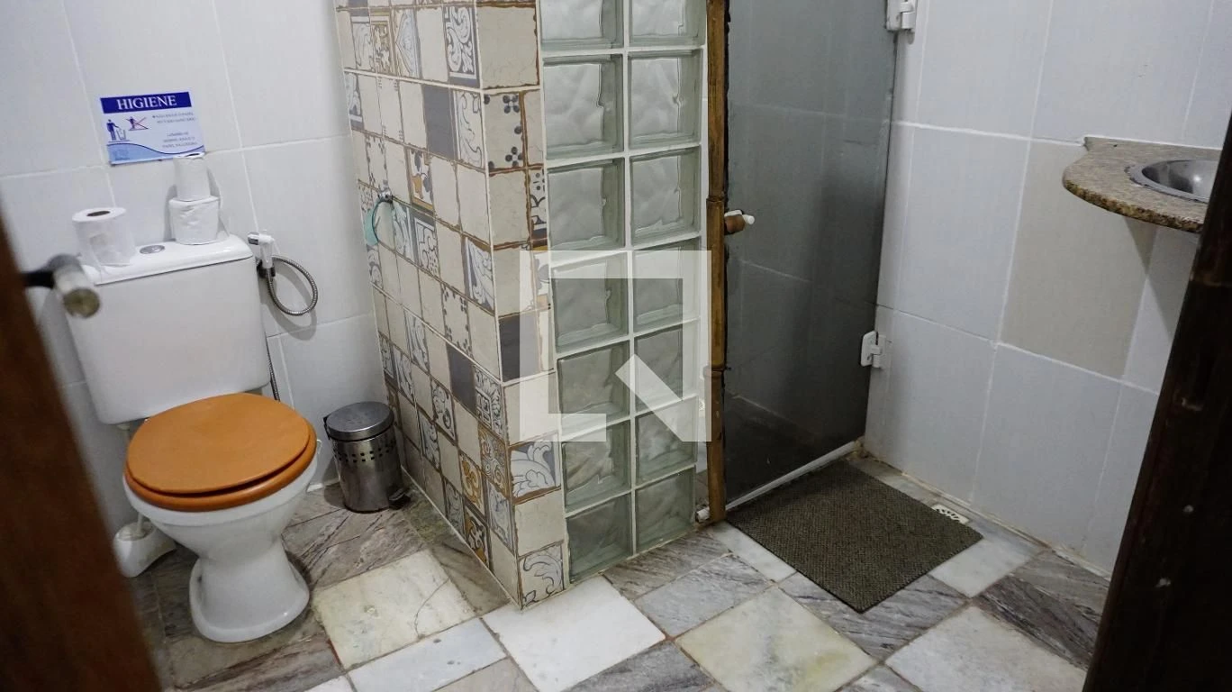 Apartamento amueblado de 2 dormitorios con balcón — photo 22